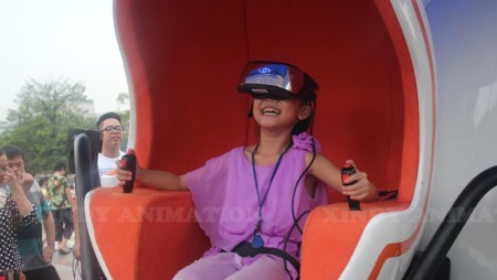 Xindy 9D Virtual Reality is the focus of attention all along